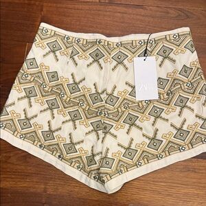 Zara High Waist Shorts with Cream and Green Design